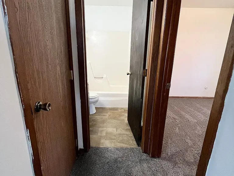 3304 S Kiwanis Ave — Photo 10