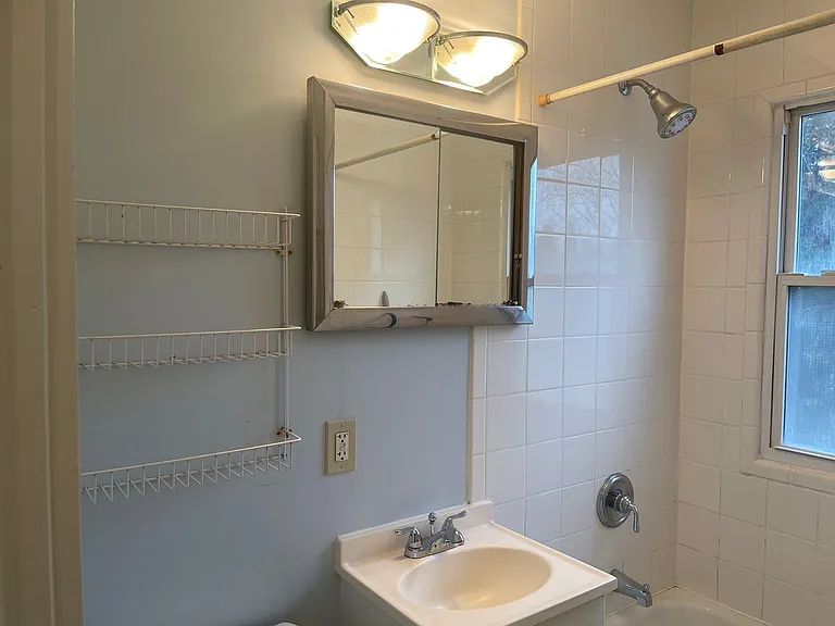 6 Silver Dr — Photo 7