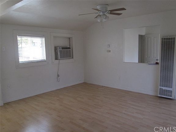 4th image of 310 N Lindsay St