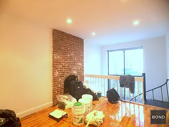 Rented by Bond New York