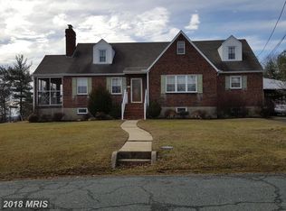 11 Delight Ave, Baltimore, MD 21236