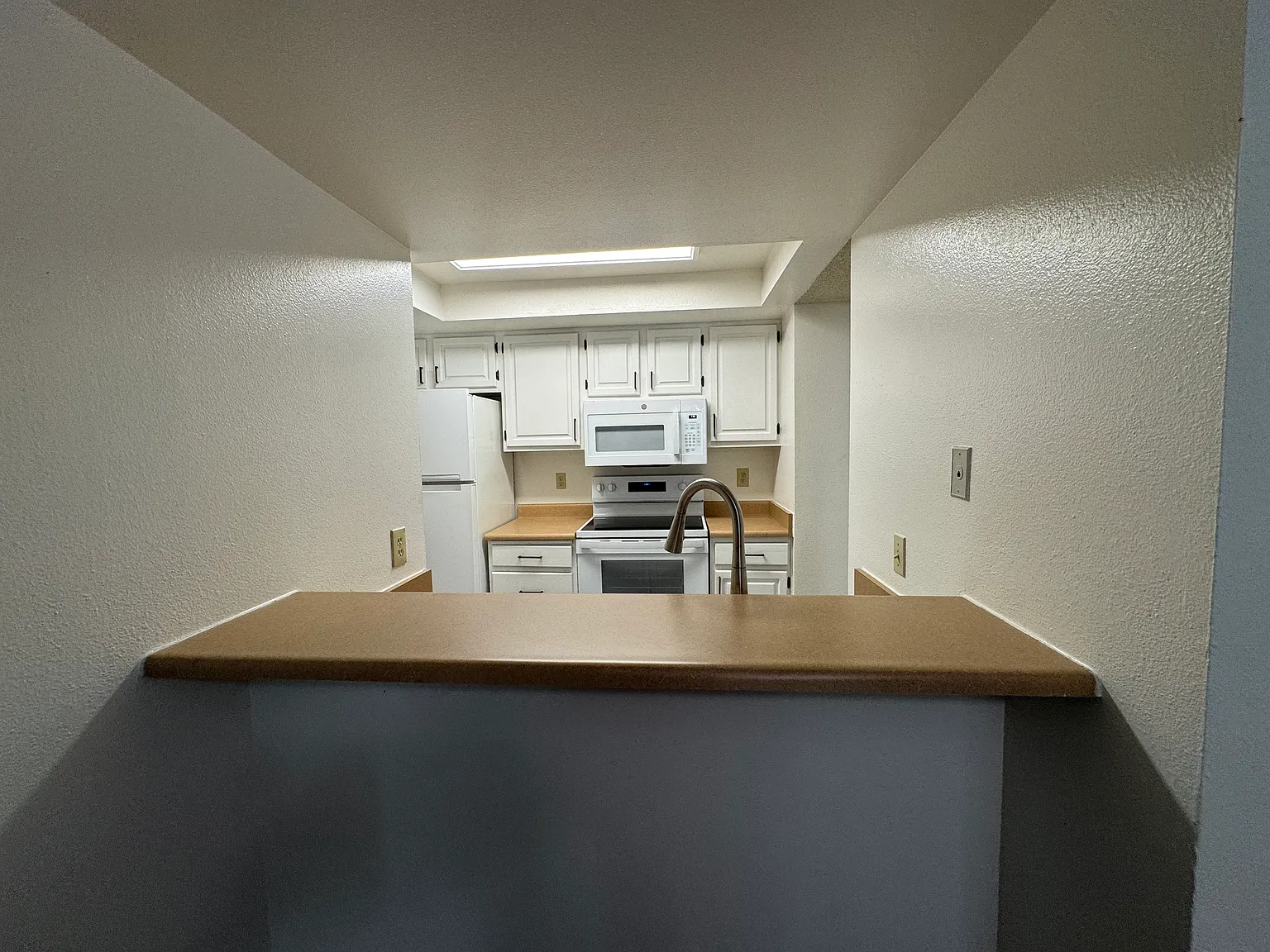 3 bed, 1134 sqft, $2,450 — Photo 4