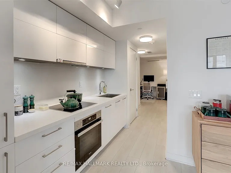 188 Cumberland St #1903 — Photo 9