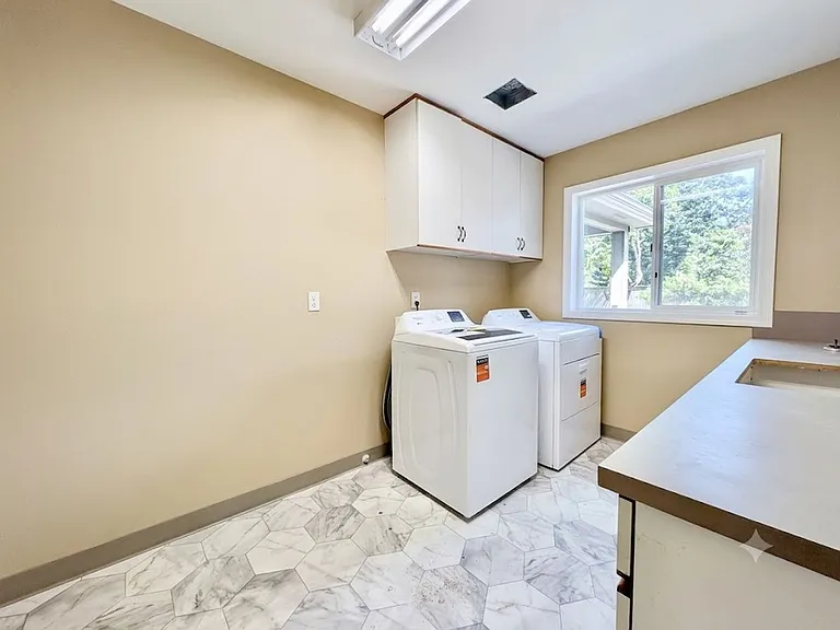 17147 Warren Ct — Photo 14