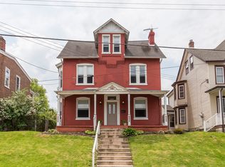 358 1st Ave, Phoenixville, PA 19460