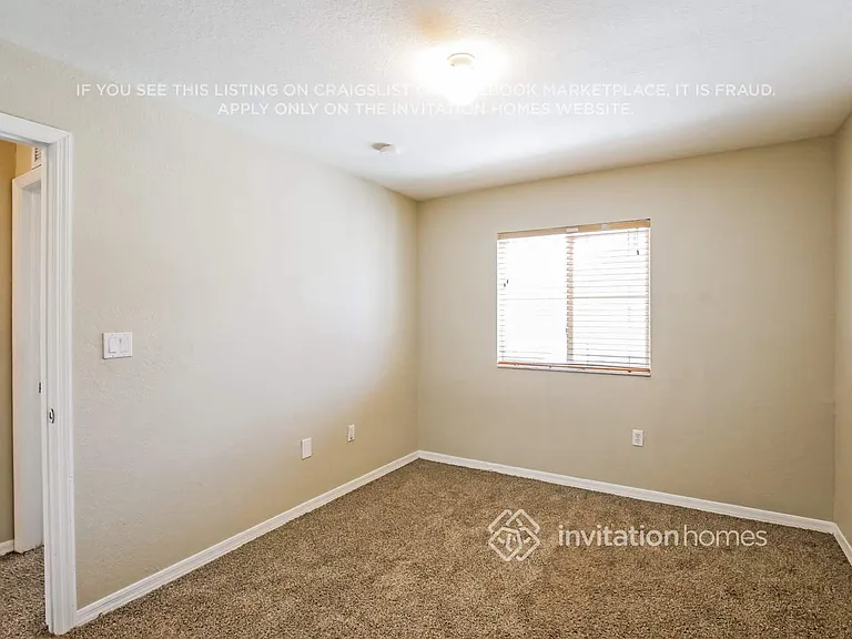 8910 SW 220th Ln — Photo 13
