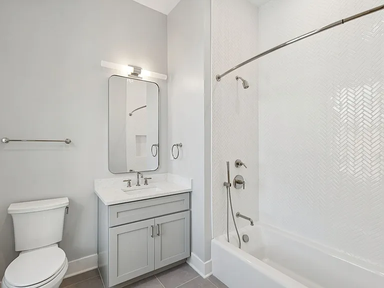342 Broad St — Photo 13