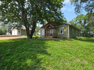 24091 Sunny Side Dr NW, Evansville, MN 56326
