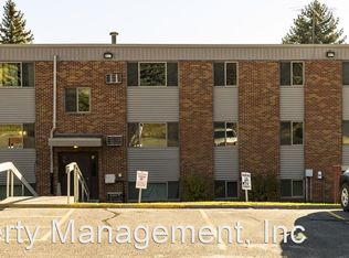 1305 8th St NW #5, Minot, ND 58703