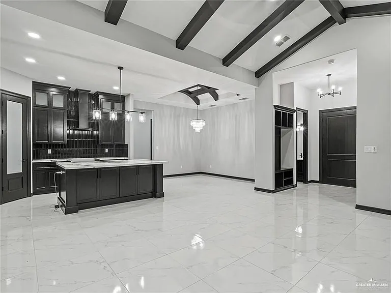 5904 Orick Hill St — Photo 4