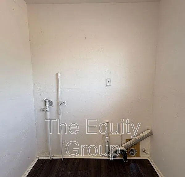 10596 Lewis Dr #B — Photo 23