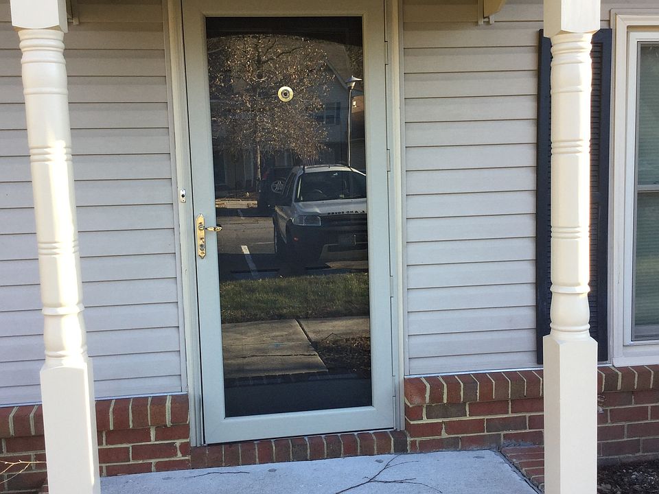 2nd image of 27 Ridge Wood Dr