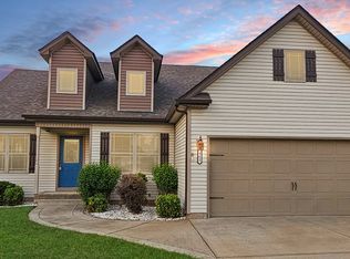 562 Medallion Cir, Clarksville, TN 37042