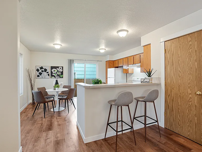 6303 SE Woodstock Blvd #1 — Photo 19