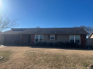 309 Valhalla Dr, Muskogee, OK 74403