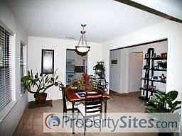 4th image of 1930 Twin Oaks Cir