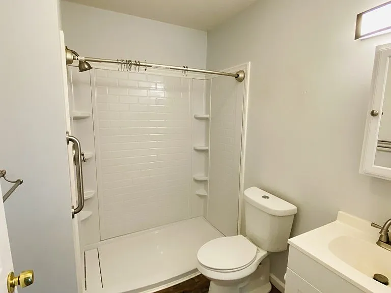 847 Skipwith Rd — Photo 12