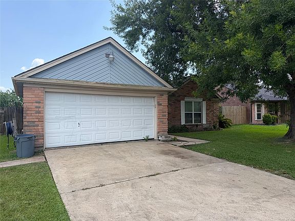 2nd image of 9810 Brookview Dr