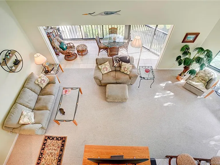 233 NE Edgewater Dr #204 — Photo 56