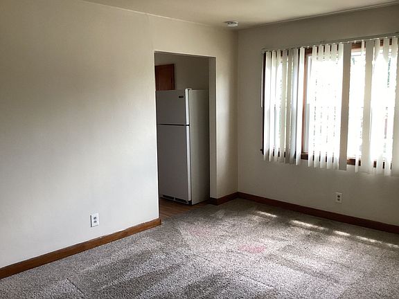 4th image of 4730 W Oklahoma Ave #4