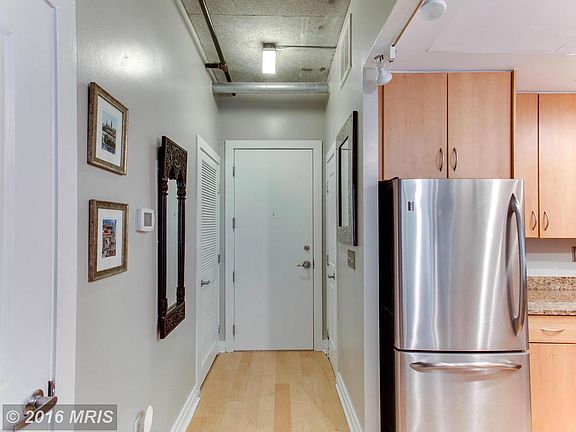 3rd image of 301 Massachusetts Ave NW APT 206