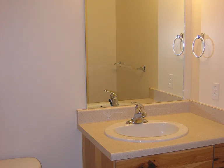 1895 W 2700 S — Photo 7