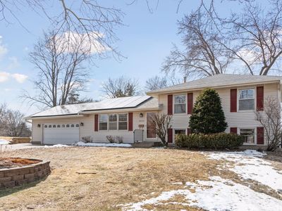 8449 Morris Cir, Bloomington, MN, 55437