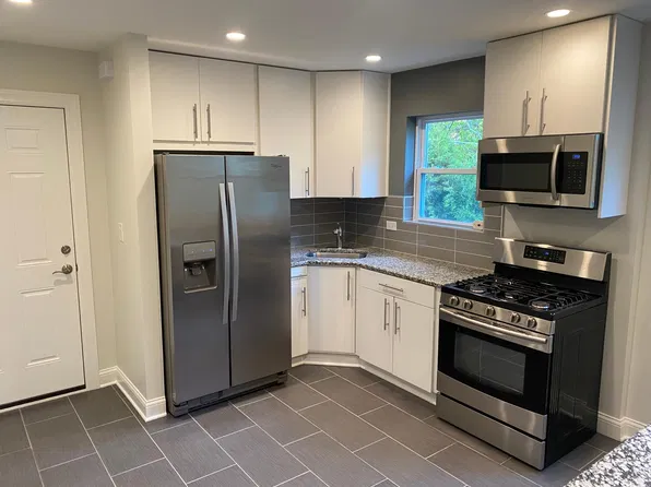1526 W Chase Ave #2C, Chicago, IL 60626
