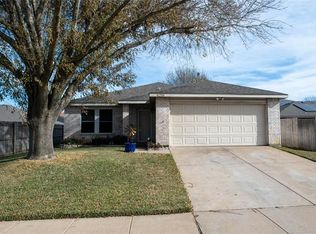 4256 Gray Fox Dr, Fort Worth, TX 76123
