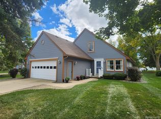 11 Cambridge Park #11, Frankenmuth, MI 48734