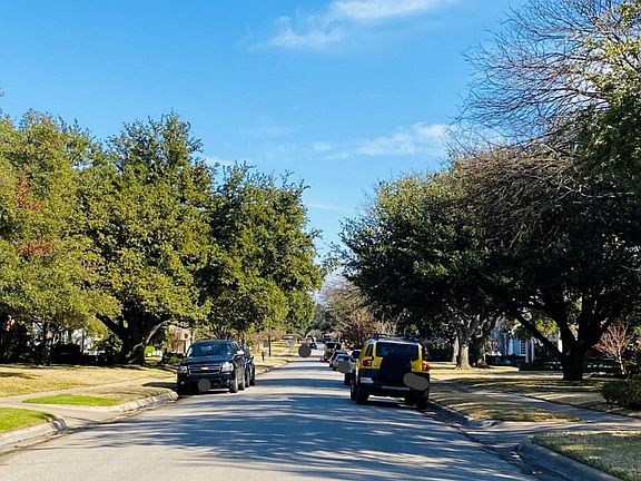 4th image of 3841 Wentwood Dr