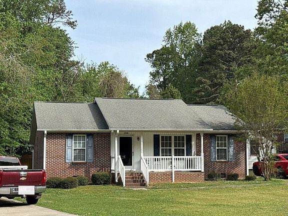 3rd image of 1208 Bland Cir
