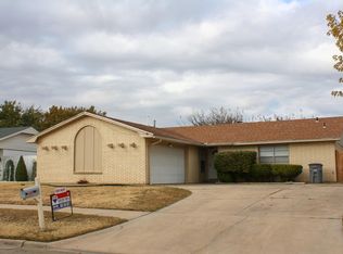 7413 NW Baldwin Ave, Lawton, OK 73505