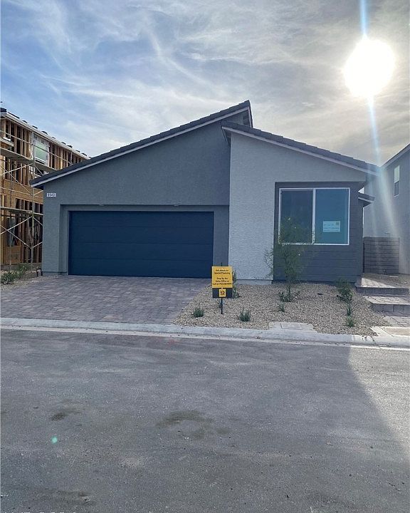 1st image of 9943 Locking Biner Ave