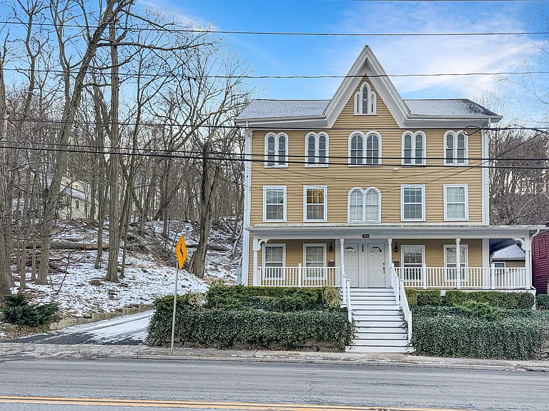 632 Main St #A — Photo 8