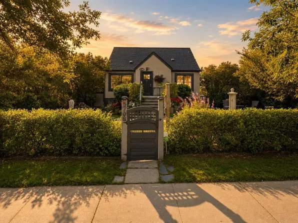 5708 E 45th Ave, Red Deer, AB T4N 3L9