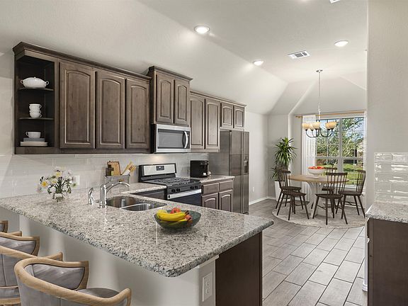 3rd image of 1837 Agarito Dr