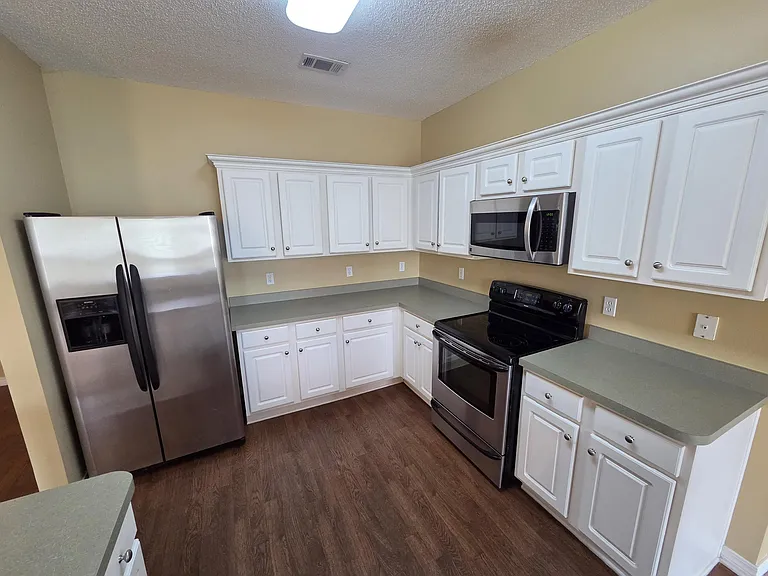 7270 Mossy Oaks Dr — Photo 10