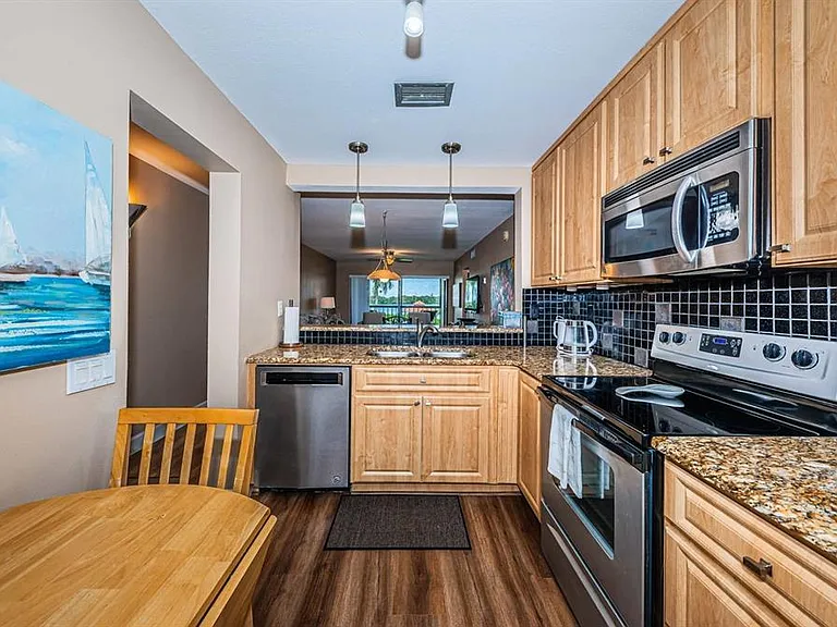 6295 Bahia Del Mar Cir #204 — Photo 3