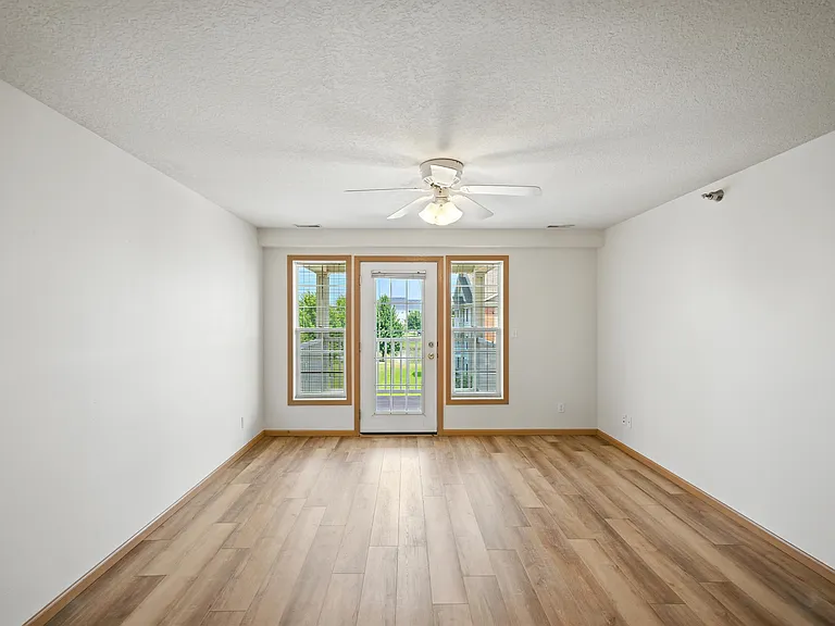 1336 Mayfield Dr #101 — Photo 8