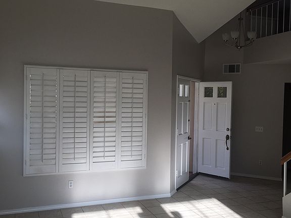 3rd image of 7250 Santa Barbara Ct