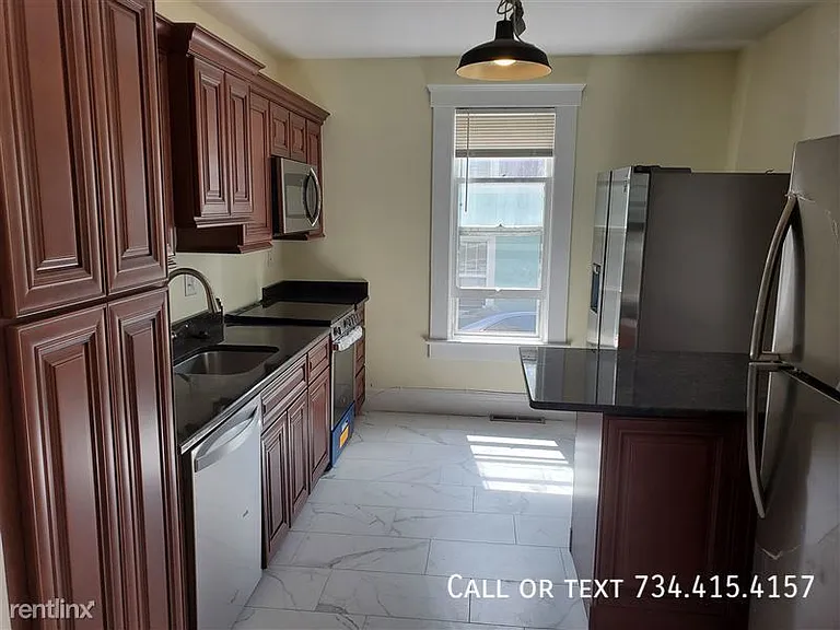 426 S 4th Ave #2 — Photo 5