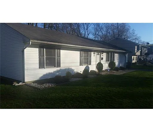 1541 W 6th St photo 1