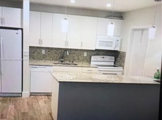 Residences At The Falls C, Miami, FL 33176