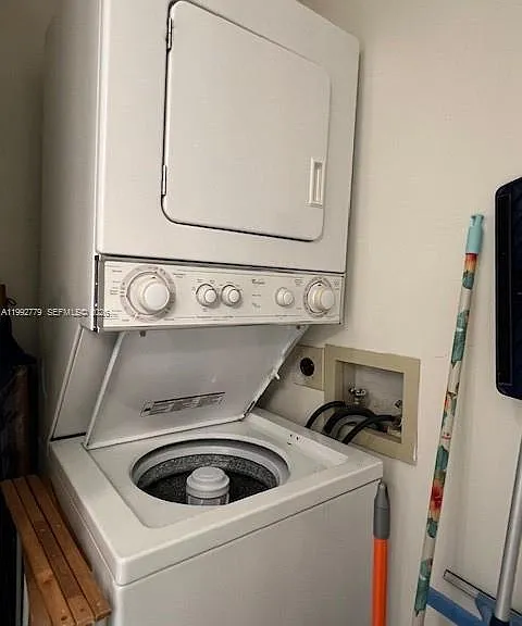 3300 NE 191st St #1916 — Photo 26