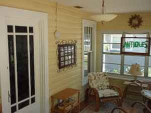 A/C Heated Sun Porch