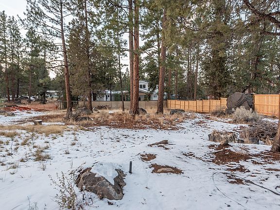 5th image of 19931 Alderwood Cir #1