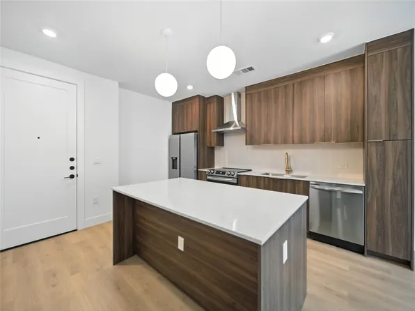 1701 Simond Ave Unit 302, Austin, TX 78723