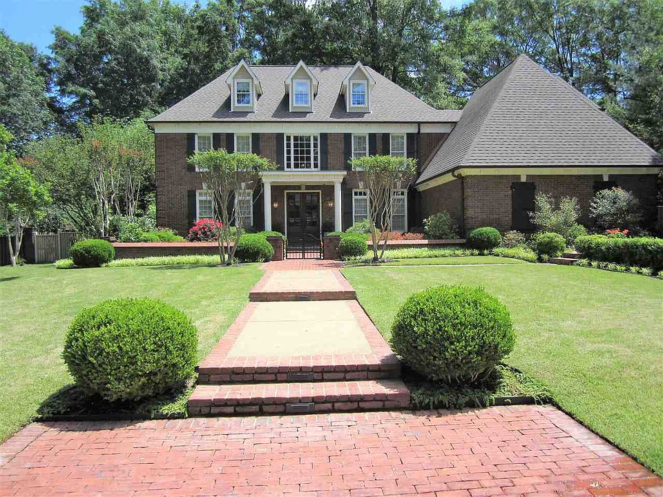 1st image of 2100 Deerwoods Cv E