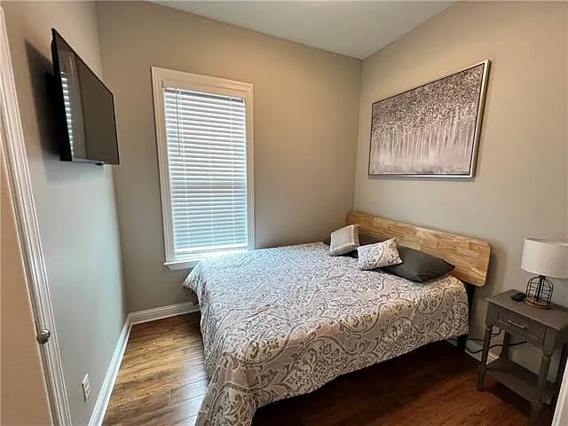 3232 Conti St — Photo 22